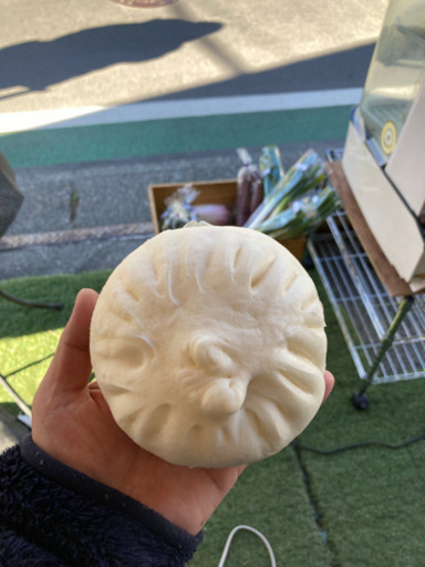 中古肉まん蒸し器 と横浜ジャンボ肉まん50個冷凍 だいすけy 辻堂のキッチン家電 その他 の中古あげます 譲ります ジモティーで不用品の処分