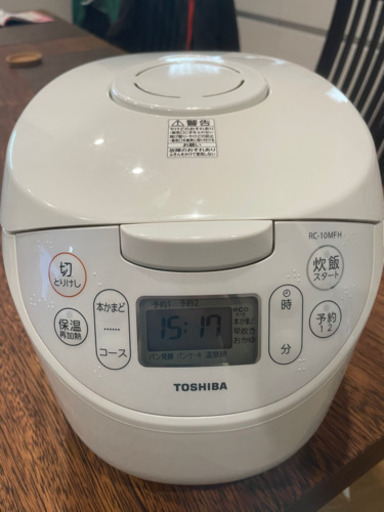 TOSHIBA　5.5合炊き炊飯器 5100円