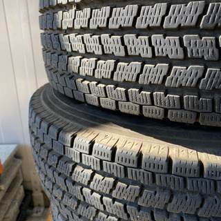 値下げしました。キャラバン　NV350 冬タイヤホイールセット　