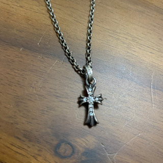 【★取り下げ前の最終値下げ!!!⠀★Chrome heartsクロムハーツ　CHクロスベビーファットチャームwithパヴェダイヤモンド