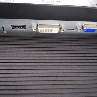 27インチ液晶ディスプレイ2枚