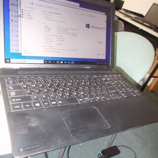 中古TOSHIBA　Satellite　B253/J　15.6イ...