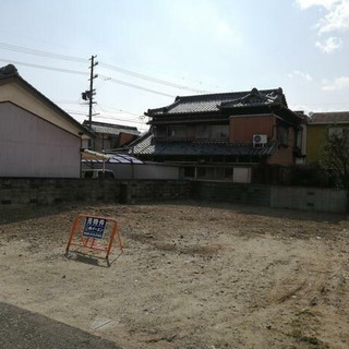 津市白塚町売土地 建築条件なし！