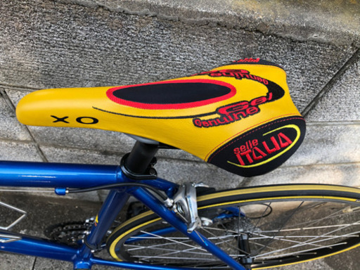 ロードバイク　selle ITALIA MILANO