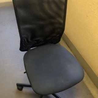 オフィスチェア　事務椅子　黒　配達可
