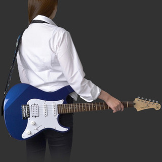 【美品】YAMAHA ヤマハ Pacifica 012 パシフィカ　ブルー 楽天市場】YAMAHA PACIFICA012 エレキギター初心者セット 選べる