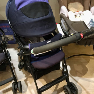 □店頭引取限定□超美品☆アップリカ オート4輪ベビーカー ラクーナ♫