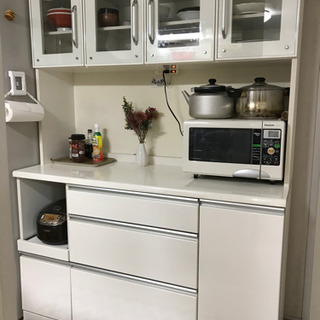 【ネット決済】【商談中】キッチンボード食器棚ホワイト