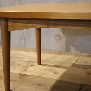 unico(ウニコ)のHOLM(ホルム)シリーズ ローテーブルです