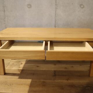 無印良品(MUJI)の人気のオーク材 ローテーブルです！引出し付なので