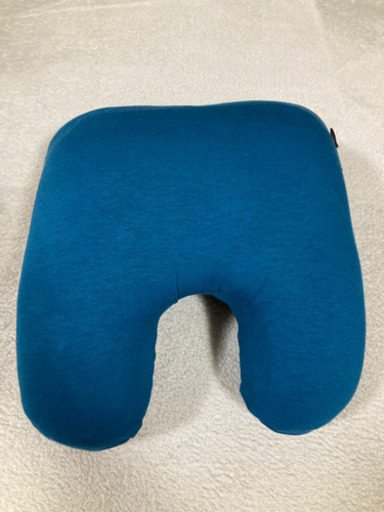 ☆新品未使用☆低反発クッション☆