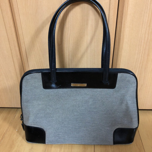 グッチのトートバック