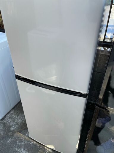 都内近郊無料で配送、設置いたします　2015年製　冷蔵庫　AQUA　AQR-14NJ AQ01