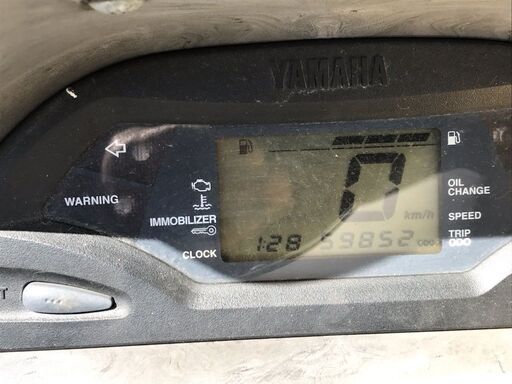 マジェスティ125 FI 白 実動 下取り車 シート張替え済み 車体のフリマ