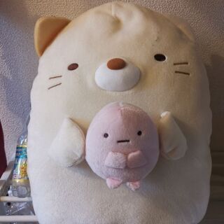 ①すみっコぐらし ぬいぐるみXL1000円にて差し上げます