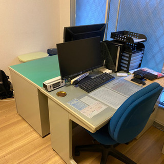 【ネット決済】デスク2台セット　オフィス家具