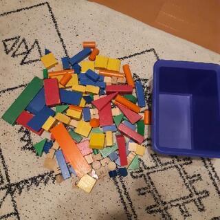 積み木　ブロック　知育玩具