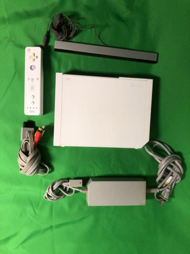 WII本体、付属品　動作確認済みです。
