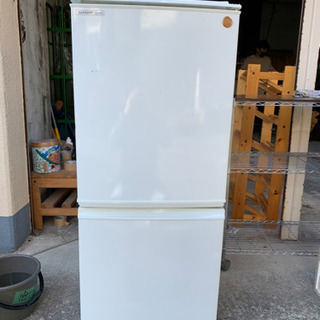 2010年製　SHARP ノンフロン冷凍冷蔵庫