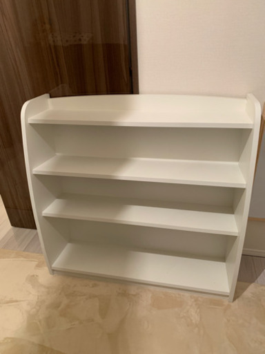 新品本棚