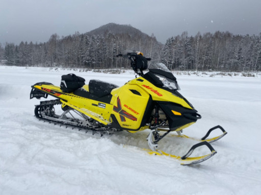 スノーモービル　SUZUKI ski-do