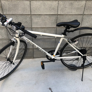 クロスバイク ライト付き チェーンロック 空気入れ 3点セット - クロス  