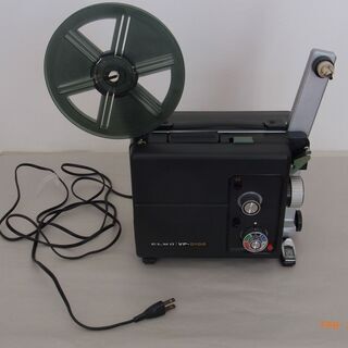 8mm映写機ELMO VP-D100　使えます。