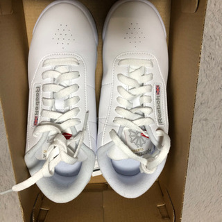 REEBOK リーボック スニーカー  PRINCESS WHI...