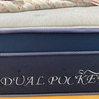 引っ越し‼️11月10日まで‼️美品♥️🎀高級🎀ニトリ♥️king size bed 1.8M♥️キングサイズベッド1.8M➕マットレス