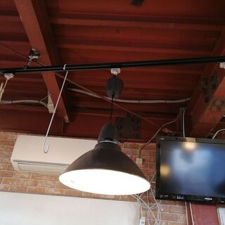 照明。ラインなど等2本と照明8カ所。天王寺区の桃谷駅より徒歩5分 照明。ラインなど等2本と照明8カ所。天王寺区の桃谷駅より