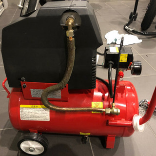 アストロプロダクツ エアコンプレッサー 25L RED 配送 