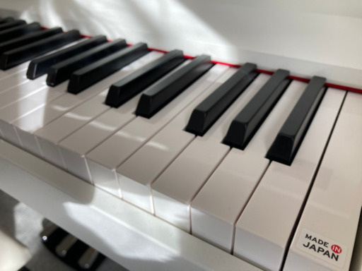 取引中 ほぼ新品!電子ピアノ ホワイト | mayberrydental.ie