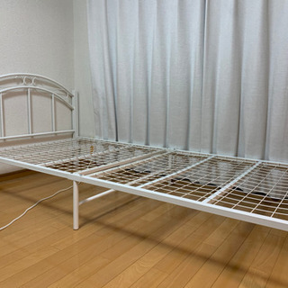 決まりました【0円】白　パイプベッド　シングルベッド