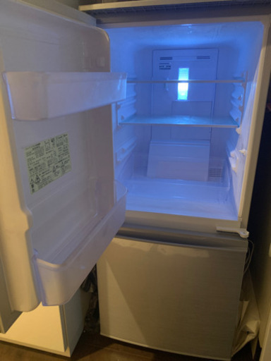 冷蔵庫　2020年　シャープ製