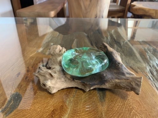 【未使用在庫品】流木とバリガラスの置物