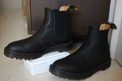 【直接引取歓迎】ドクターマーチン チェルシーブーツ（2976） ブラック Dr.Martens　EU39（24.5cm） 冠婚葬祭でもOK