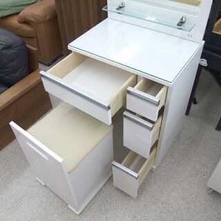 ▻ドレッサー 幅58cm 1面鏡 椅子付き ホワイト 鏡台 ルシアート60 