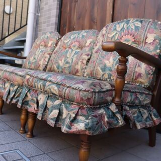 飛騨高山の家具メーカーキツツキマークの