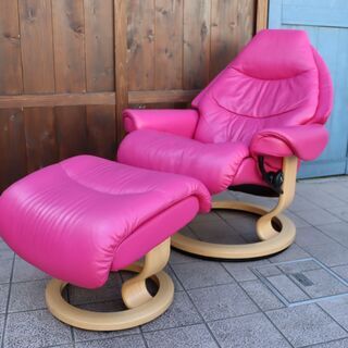 北欧ノルウェーのメーカーEKORNES(エコーネス)社のストレスレスチェアー ボイジャー(M)です！！リビングはもちろんシアタールームなどにおススメの北欧デザインのパーソナルチェアー♪