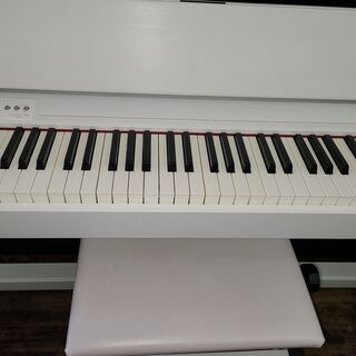 Roland 　F-130R　2014年製