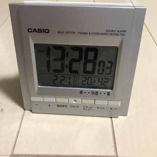 CASIO カシオ　電波時計　温度湿度計付き　DQD-700J 中古