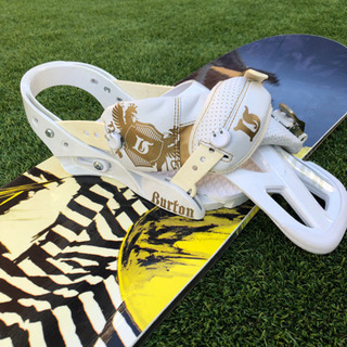 スノーボードとブーツのセット