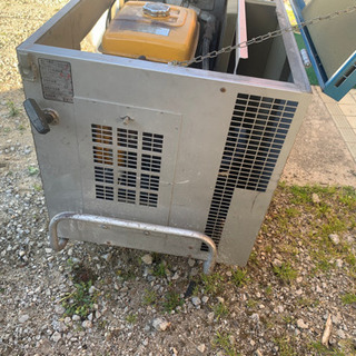 エンジンコンプレッサー iwatani Compac 332p