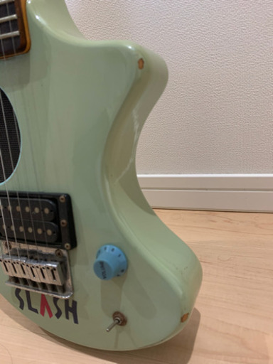 フェルナンデスzo-3 スピーカー内蔵ギター