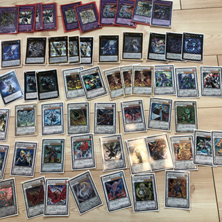 遊戯王　引退品　全て差し上げます。　初心者、デッキ強化に最適。 遊戯王 引退品 全て差し上げます。 初心者、デッキ強化に最適。