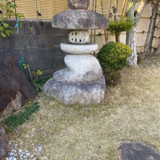 灯籠、庭石等 引取に来ていただける方限定 | painawayclinic.com.au
