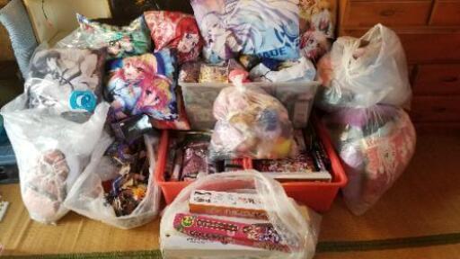 アニメグッズ大量+Fateグッズまとめ(引っ越しまで)