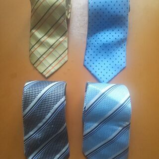 ネクタイ　４本