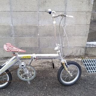 【ネット決済・配送可】自転車（子供から大人まで乗れます）