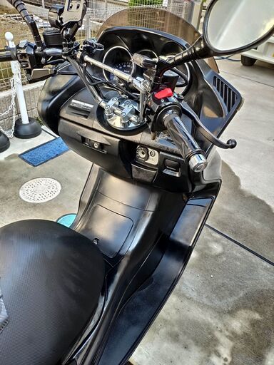 ビックスクーターグランドマジェスティ400 400cc オートマ 中型 黒色 ブラック Ronryu2 東大宮のヤマハの中古あげます 譲ります ジモティーで不用品の処分 ビックスクーターグランドマジェスティ400 400cc オートマ 中型 黒色 ブラック Ronryu2 東大宮のヤマハの中古あげます 譲ります ジモティーで不用品の処分